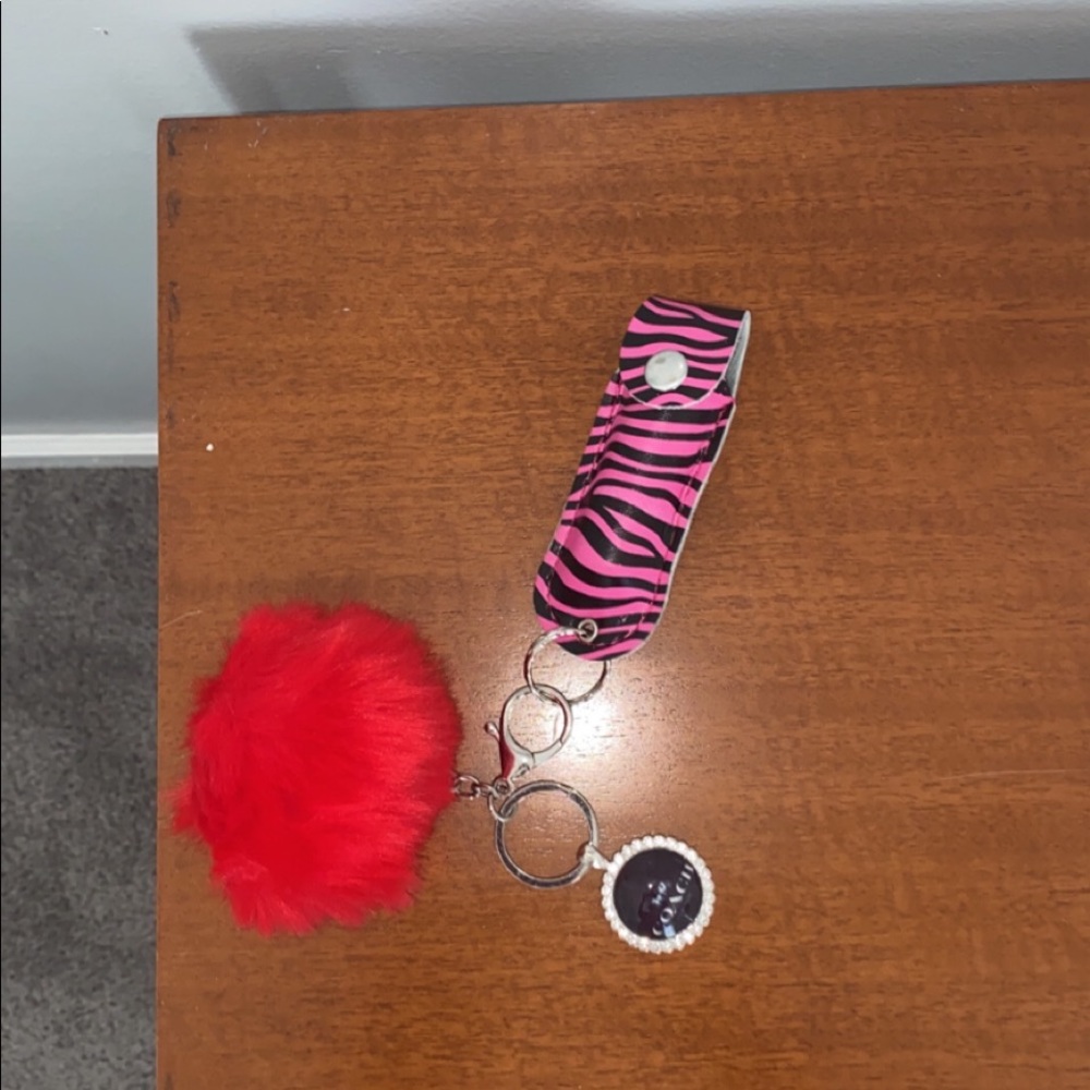 Keychain - Picture 2 of 5